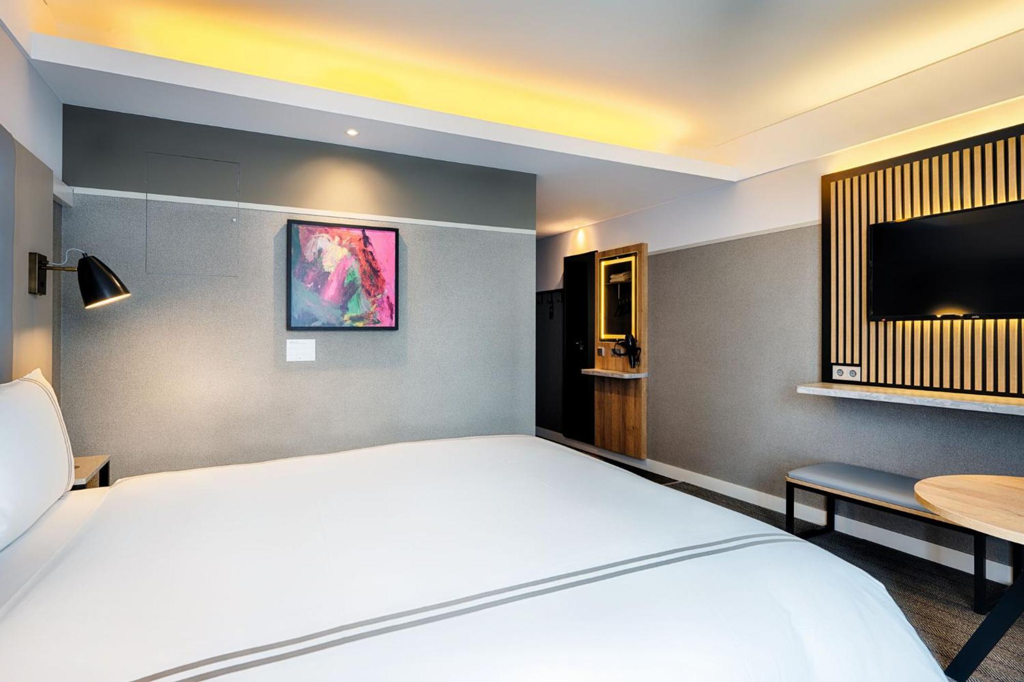 Premier Inn Heilbronn City Centre Exterior photo